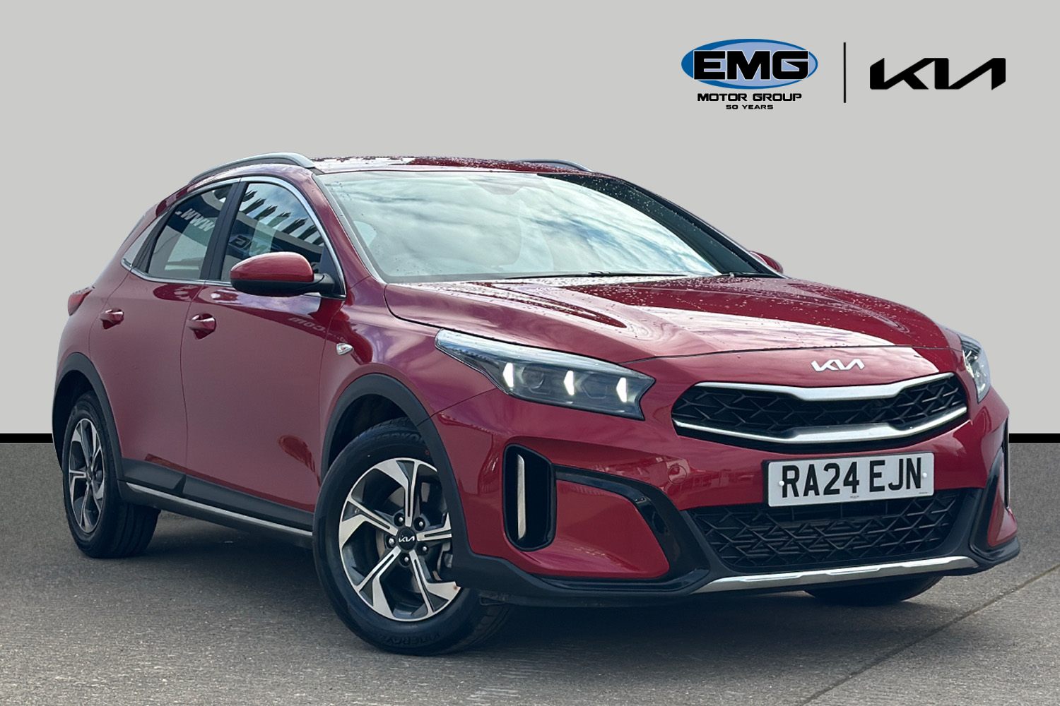 Main listing image - Kia XCeed