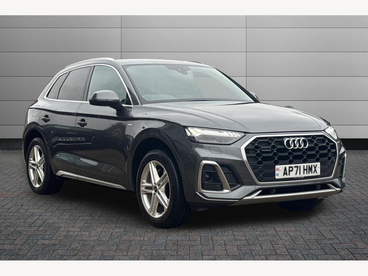 Main listing image - Audi Q5