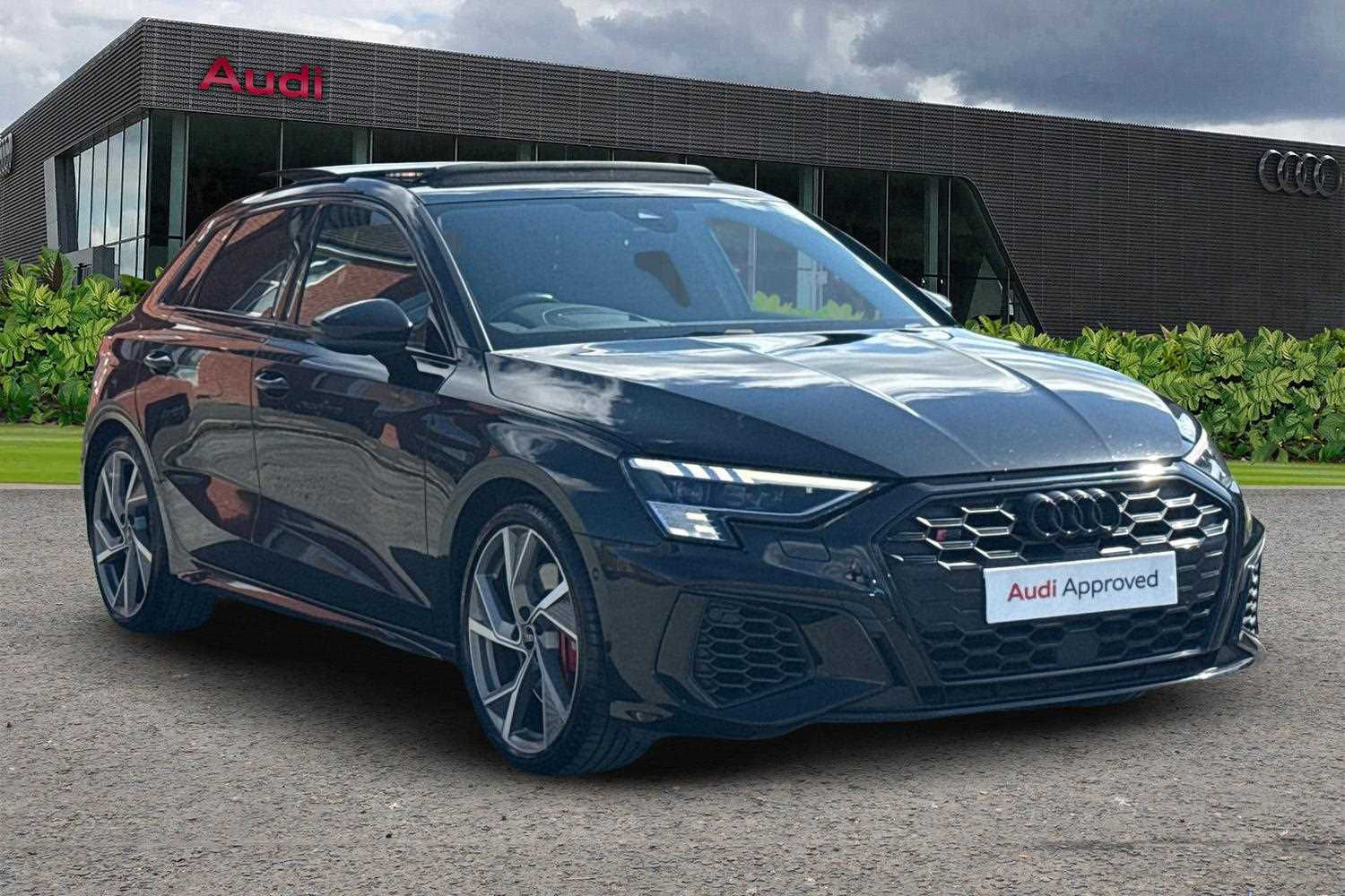 Main listing image - Audi S3