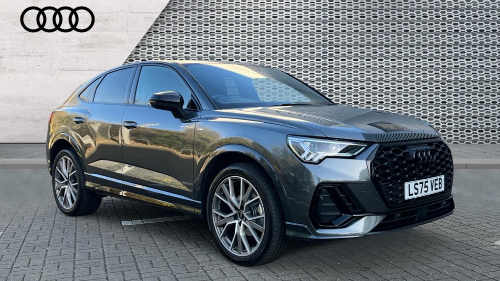 Main listing image - Audi Q3