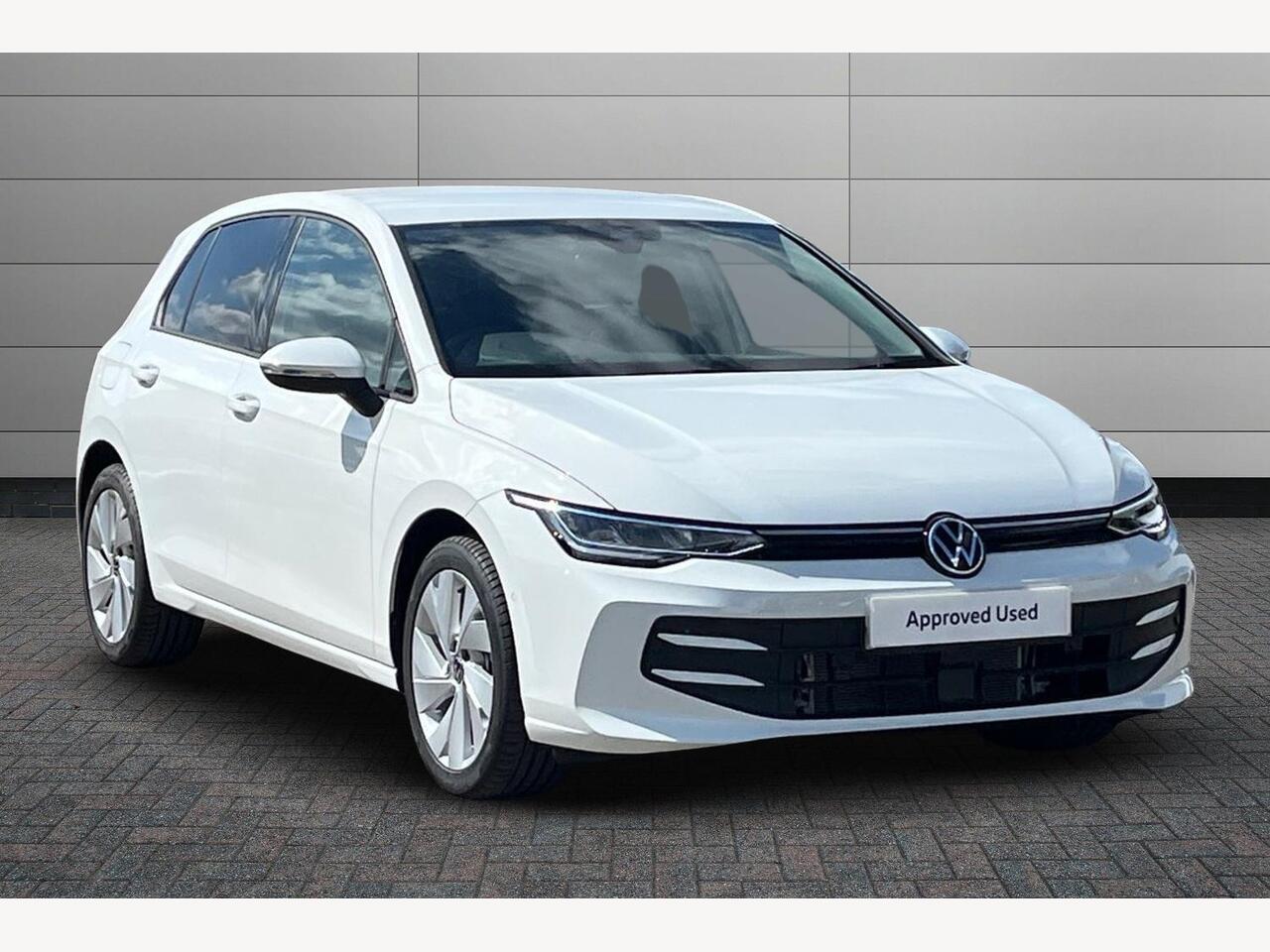 Main listing image - Volkswagen Golf