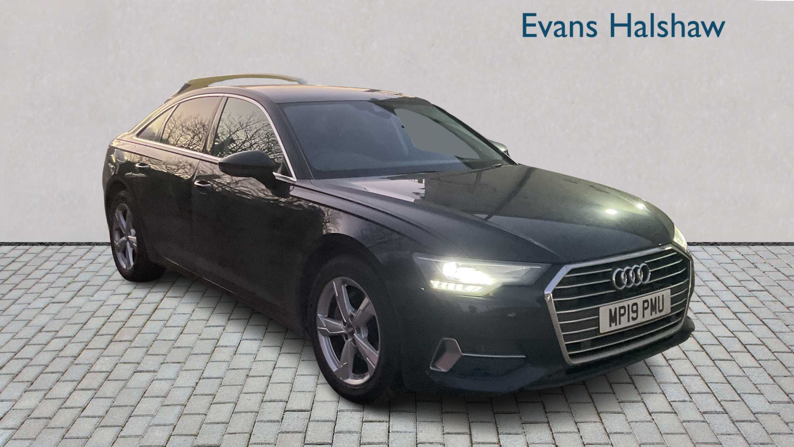 Main listing image - Audi A6