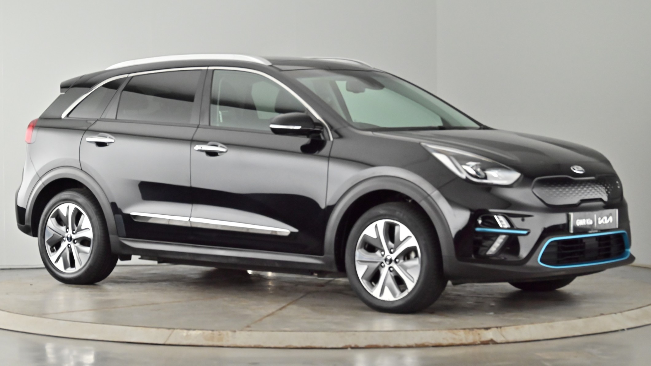 Main listing image - Kia e-Niro