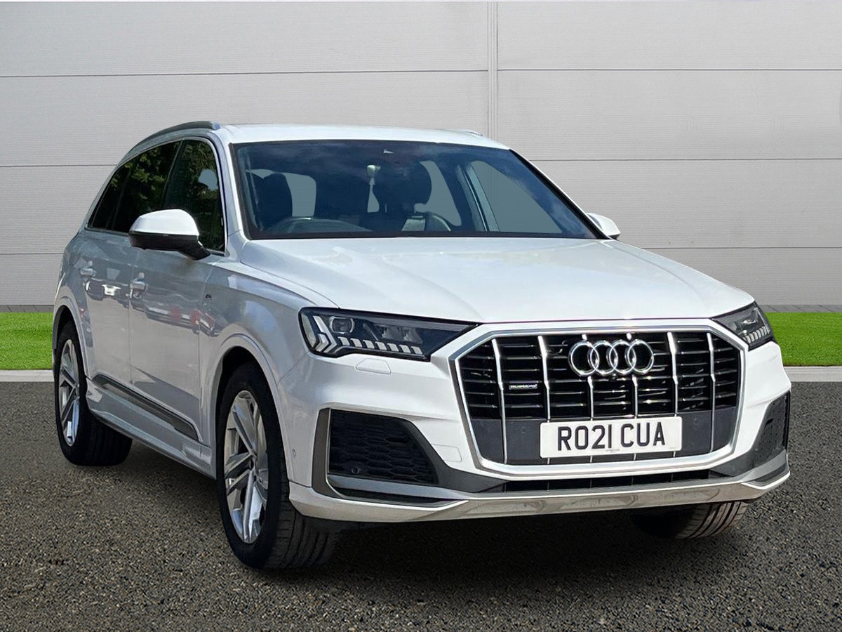 Main listing image - Audi Q7