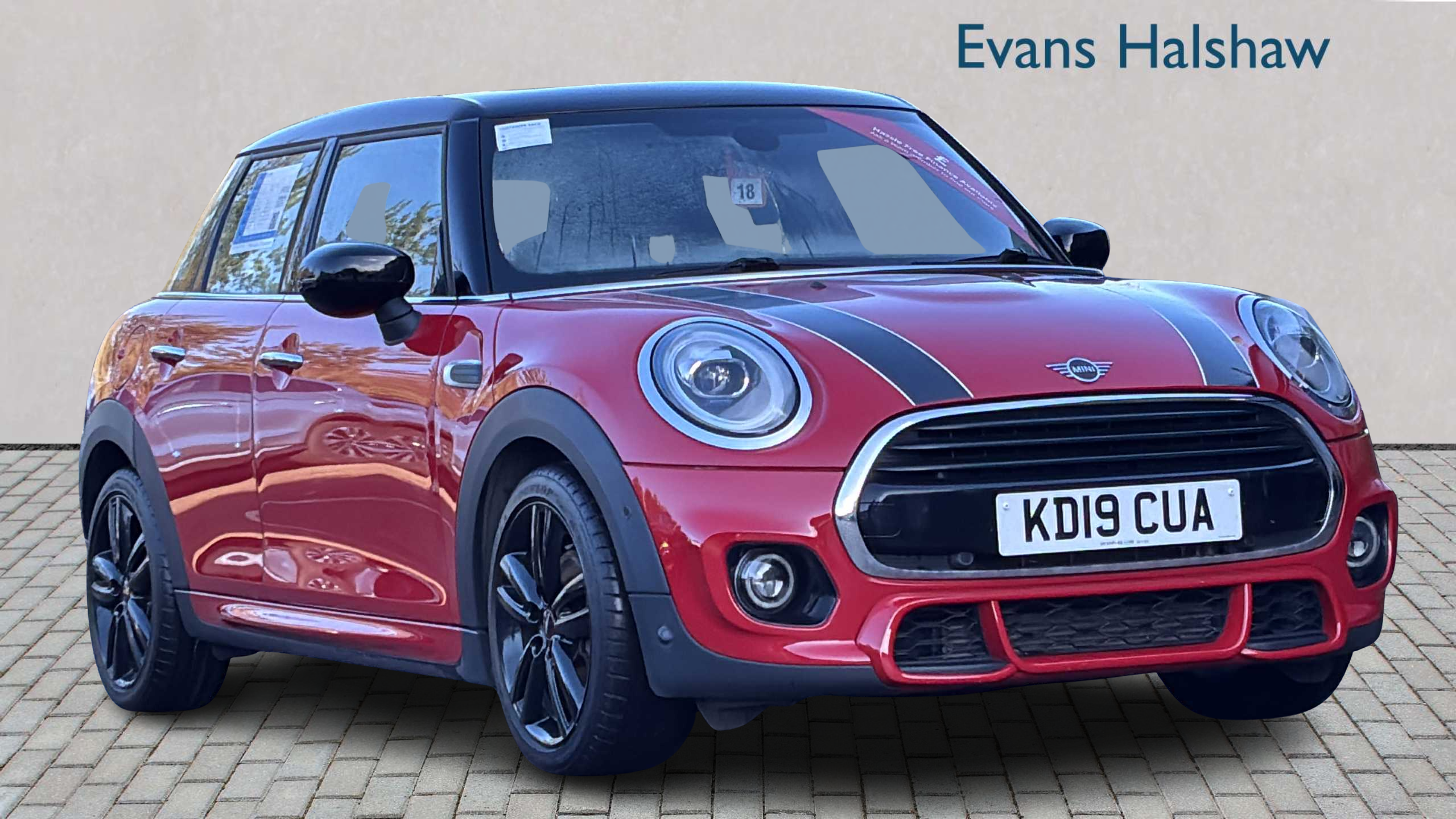 Main listing image - MINI Hatchback 5dr