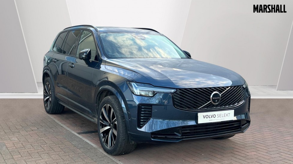 Main listing image - Volvo XC90