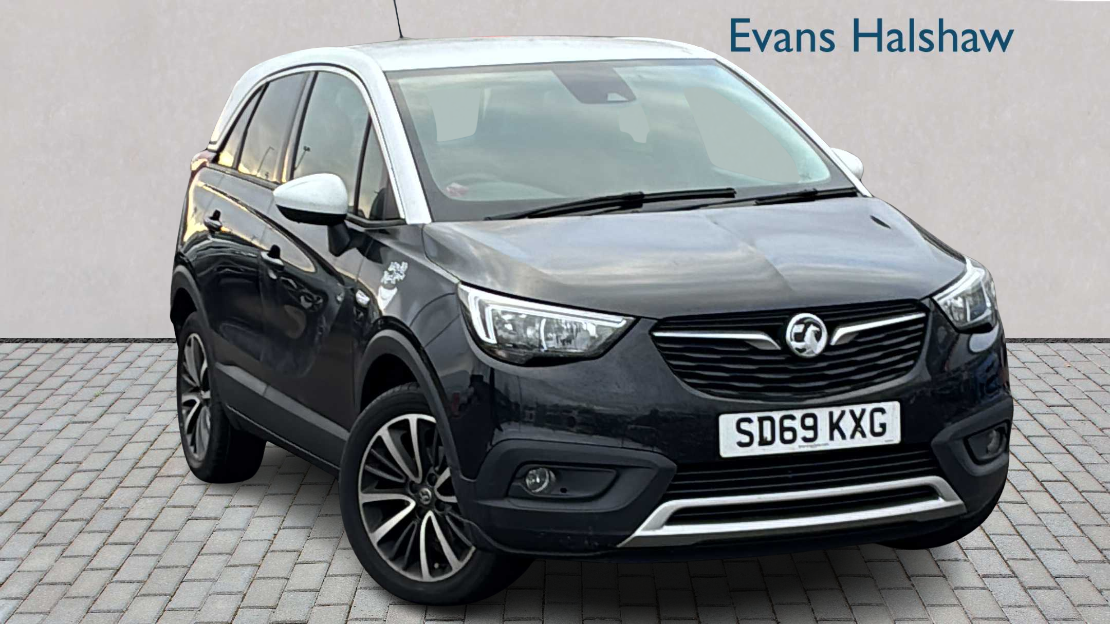 Main listing image - Vauxhall Crossland X