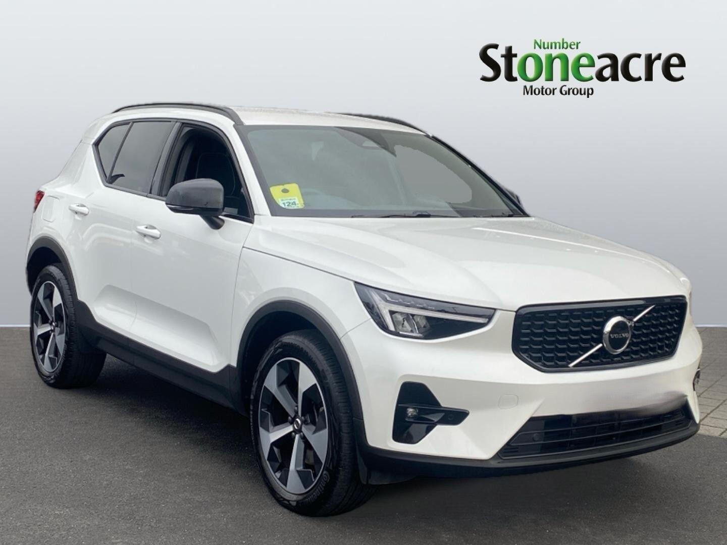 Main listing image - Volvo XC40