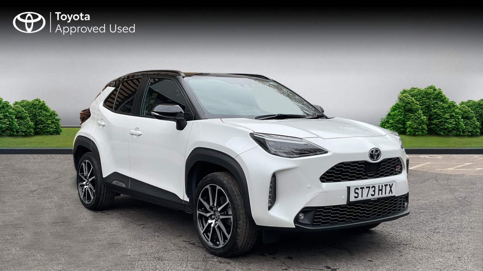 Main listing image - Toyota Yaris Cross