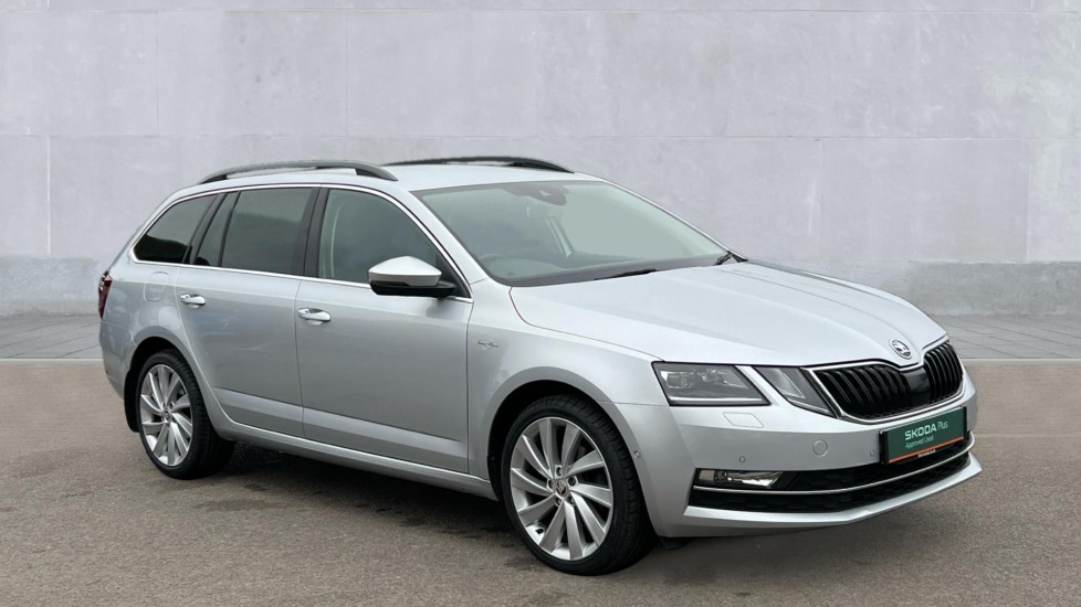 Main listing image - Skoda Octavia Estate