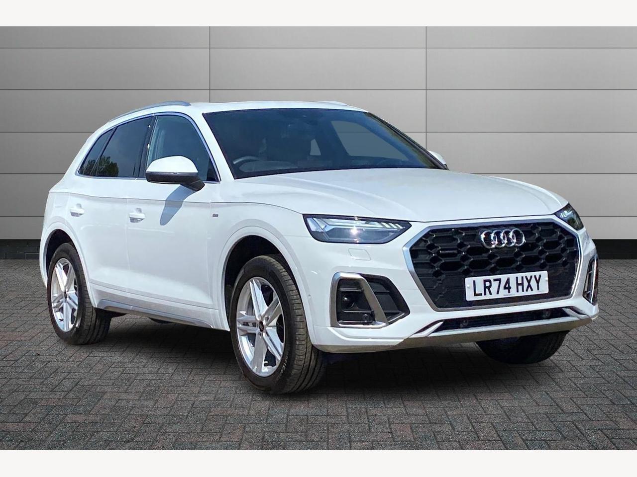 Main listing image - Audi Q5