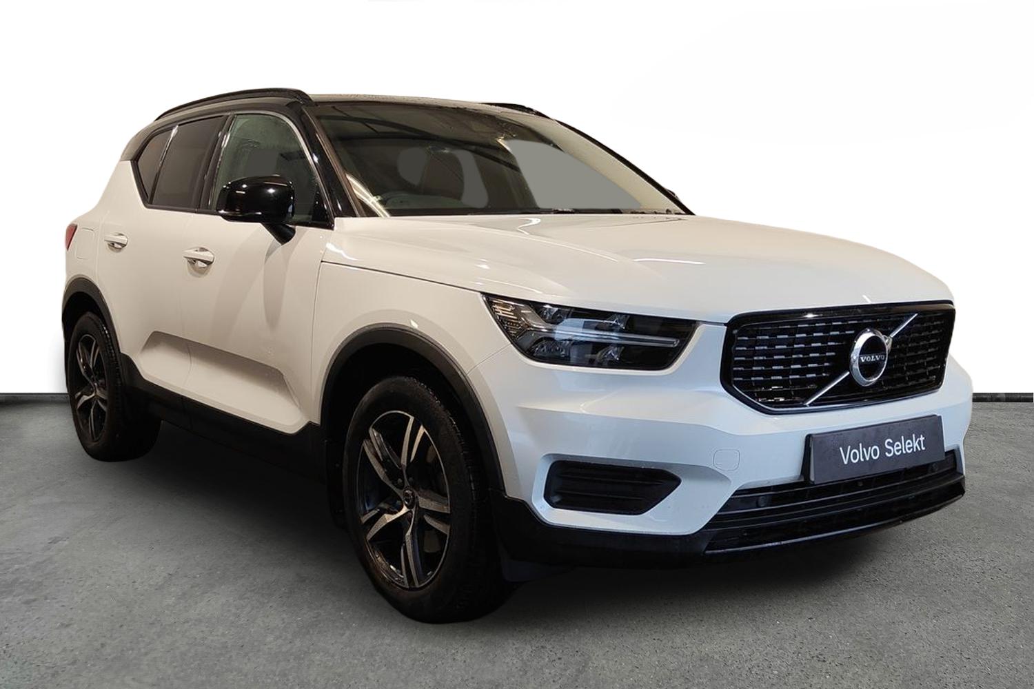 Main listing image - Volvo XC40