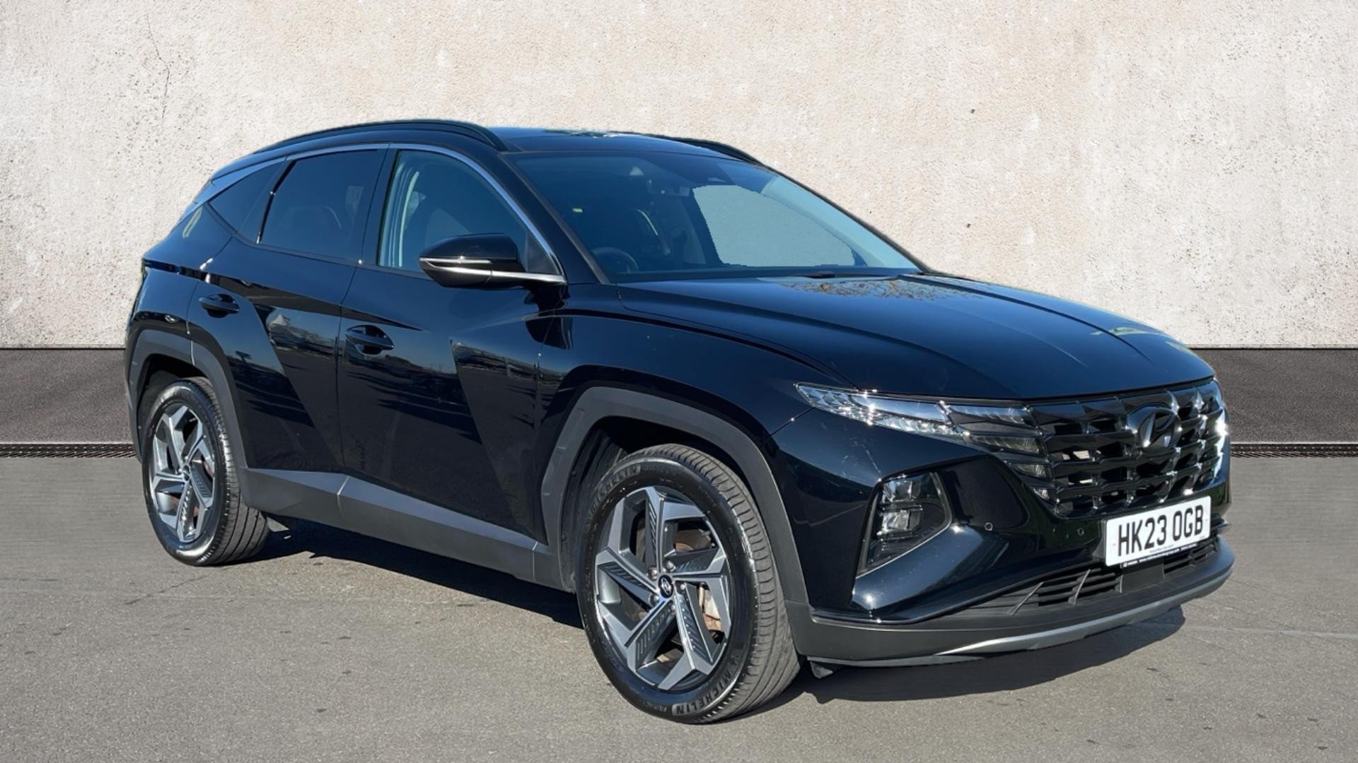 Main listing image - Hyundai Tucson
