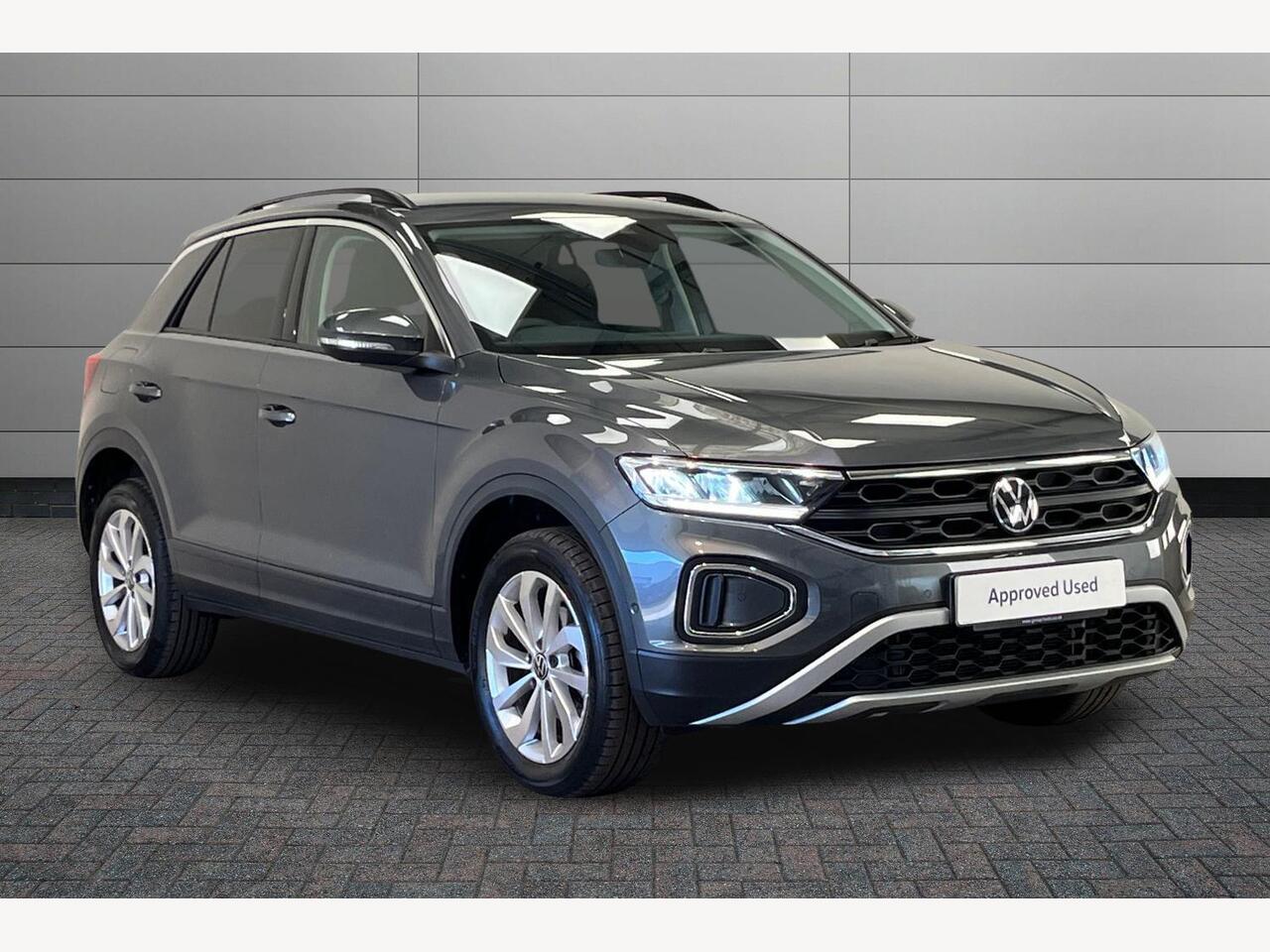 Main listing image - Volkswagen T-Roc