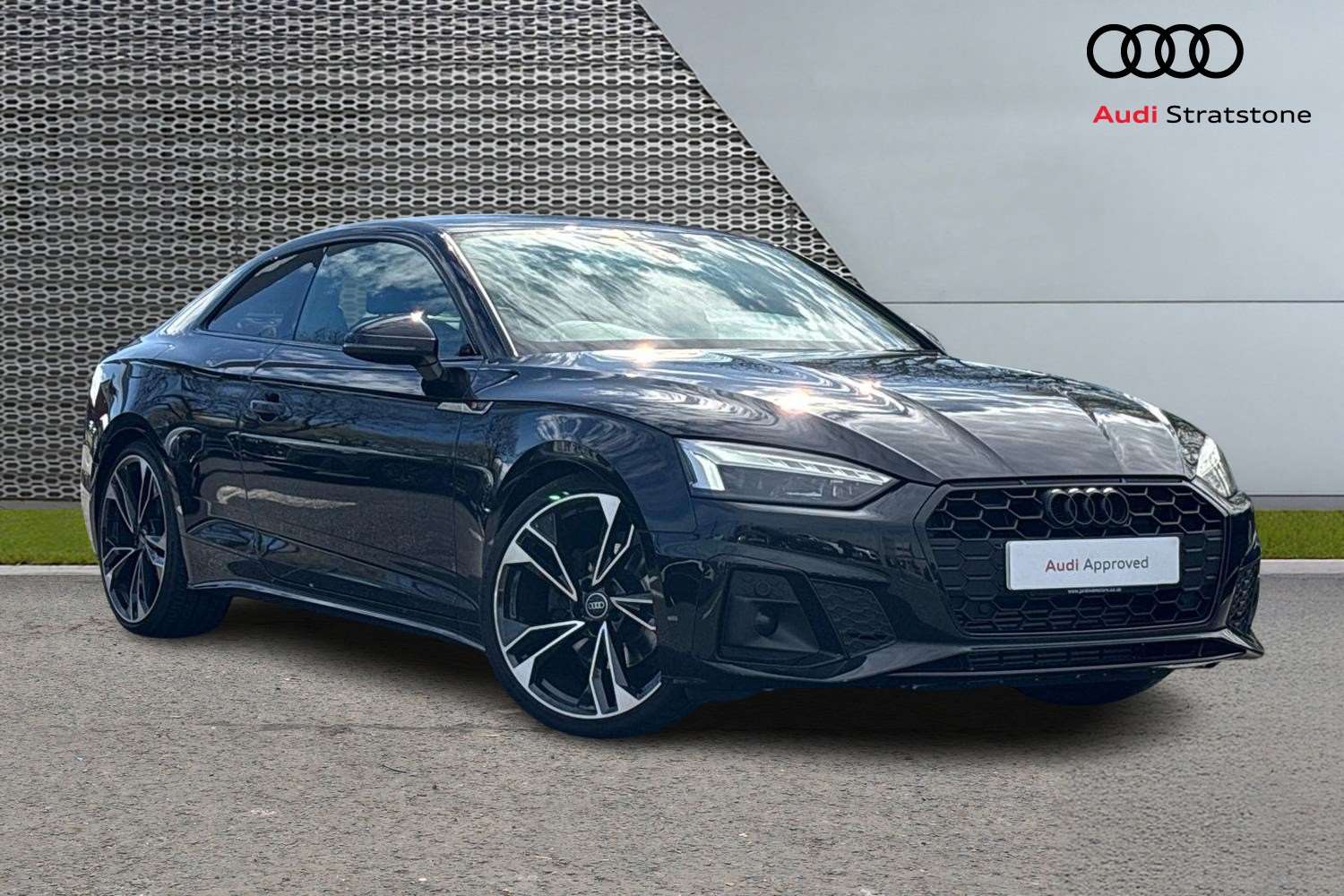 Main listing image - Audi A5