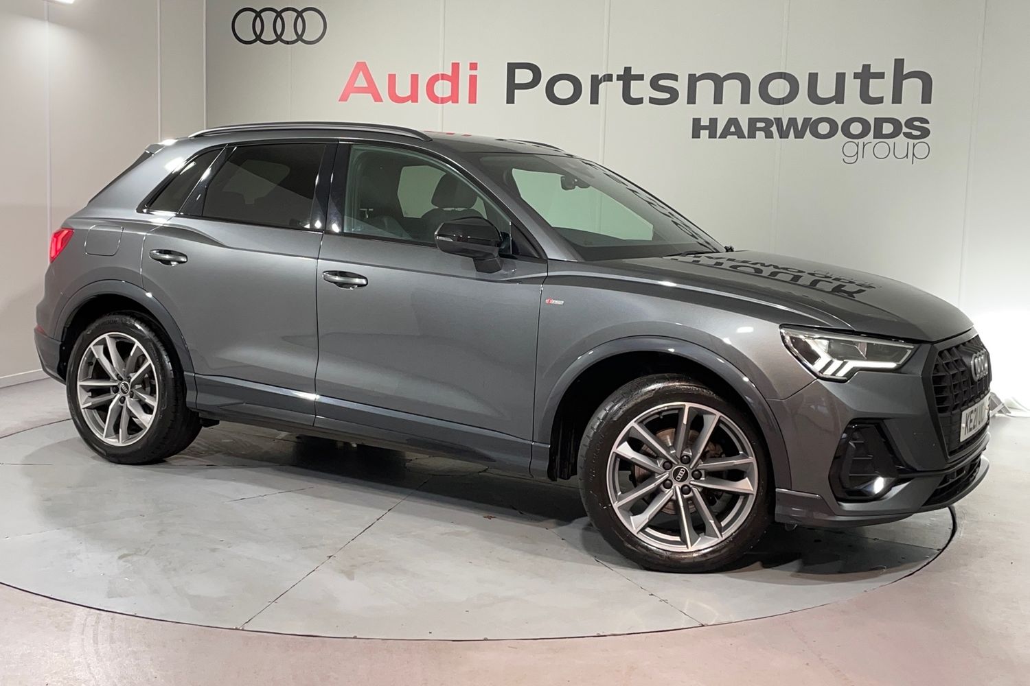 Main listing image - Audi Q3