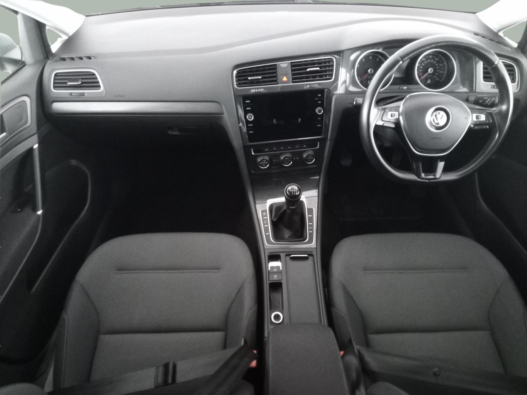 Main listing image - Volkswagen Golf