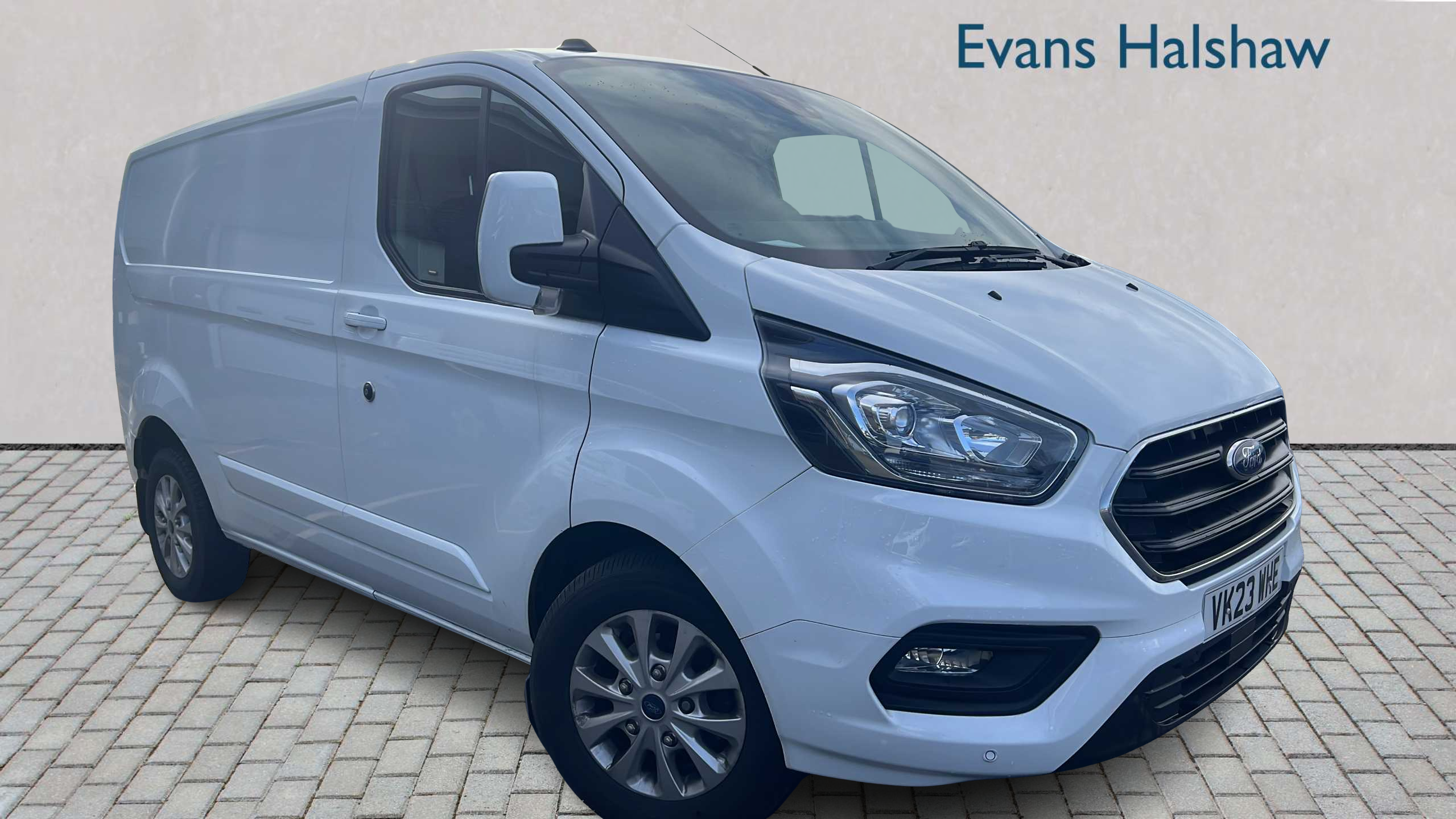 Main listing image - Ford Transit Custom