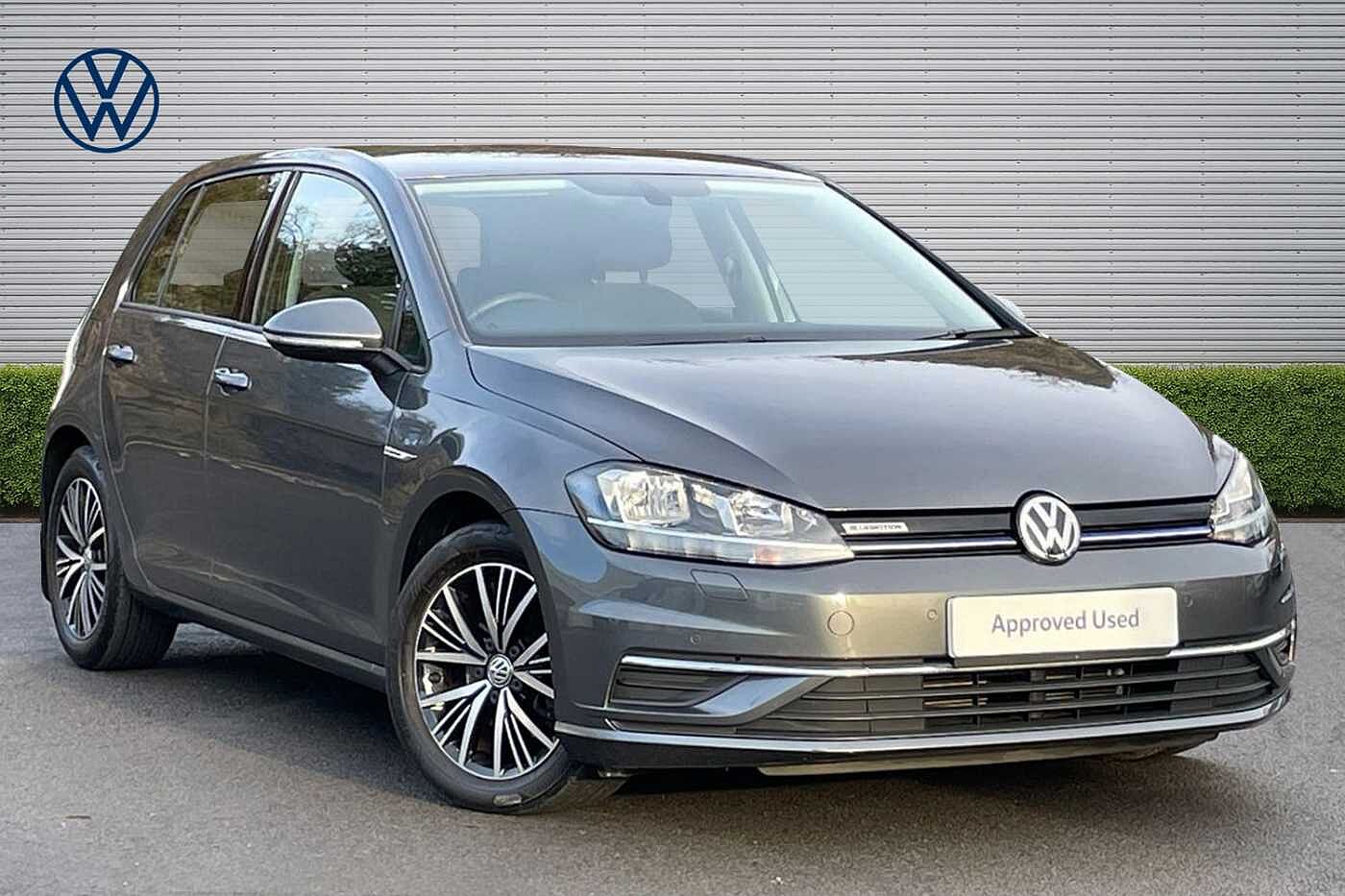 Main listing image - Volkswagen Golf