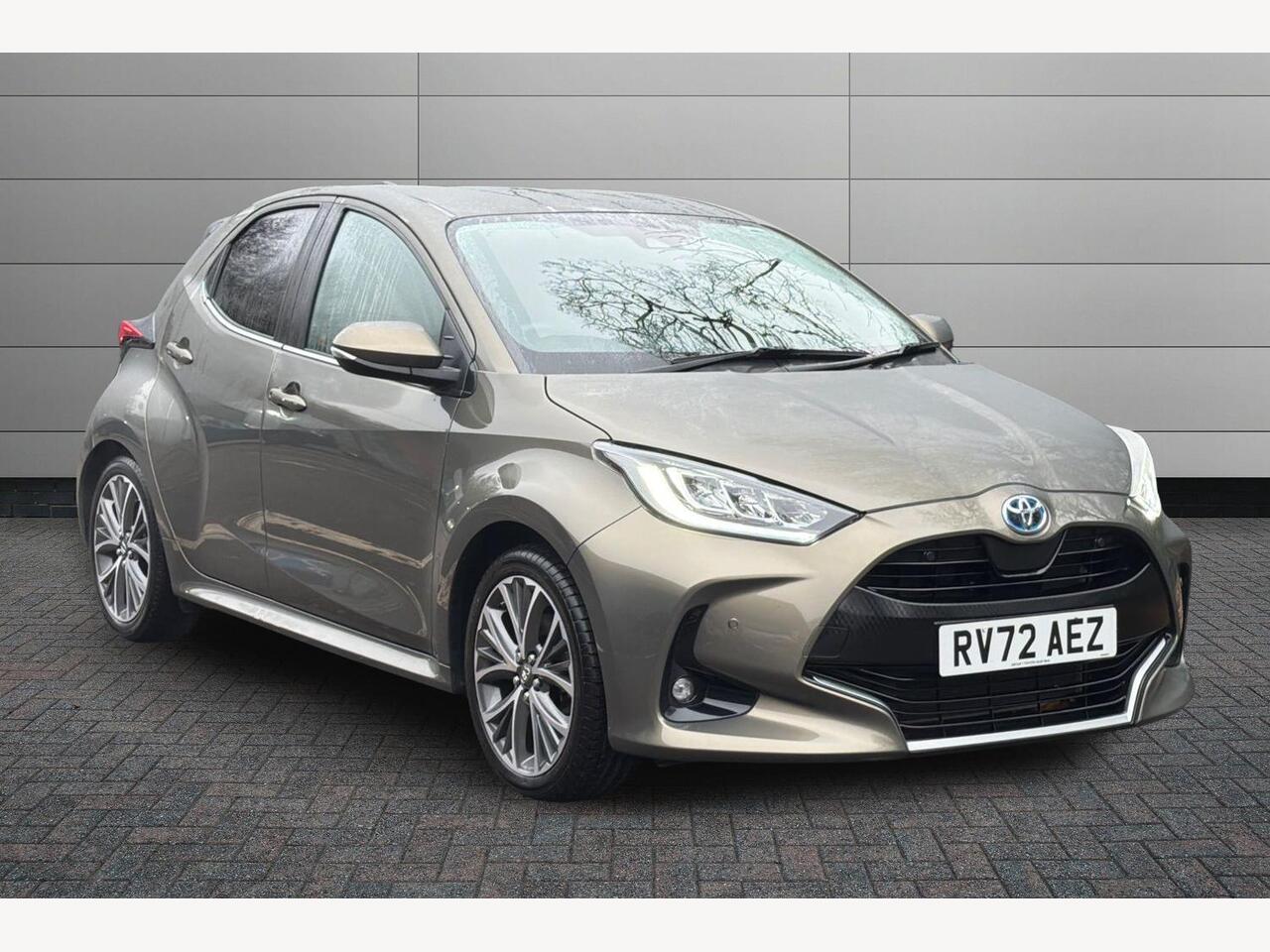Main listing image - Toyota Yaris
