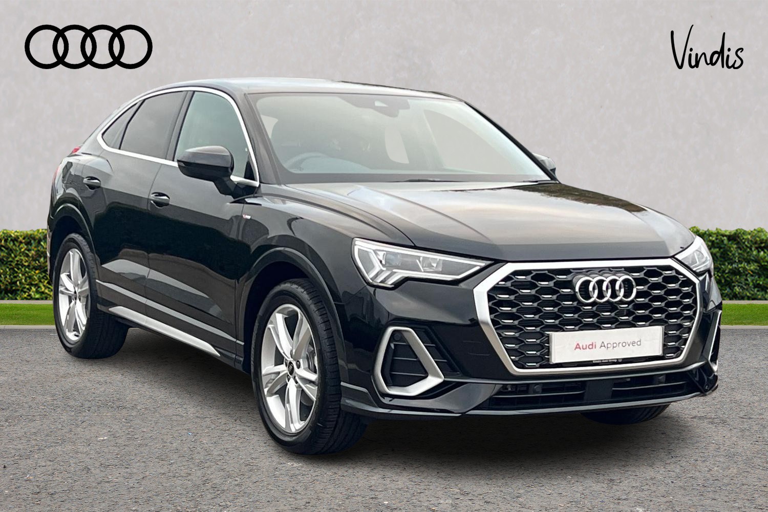 Main listing image - Audi Q3