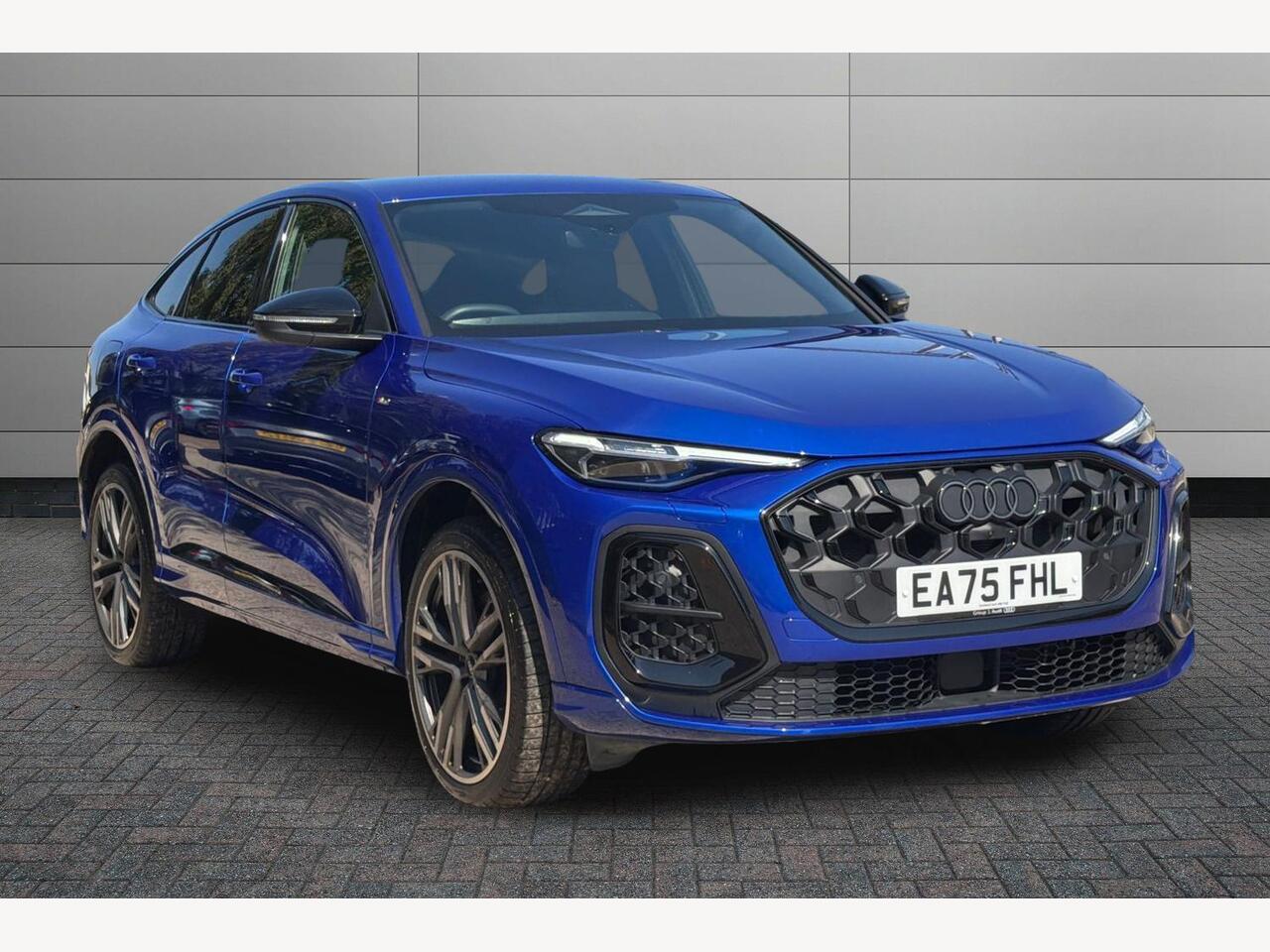 Main listing image - Audi Q5 Sportback