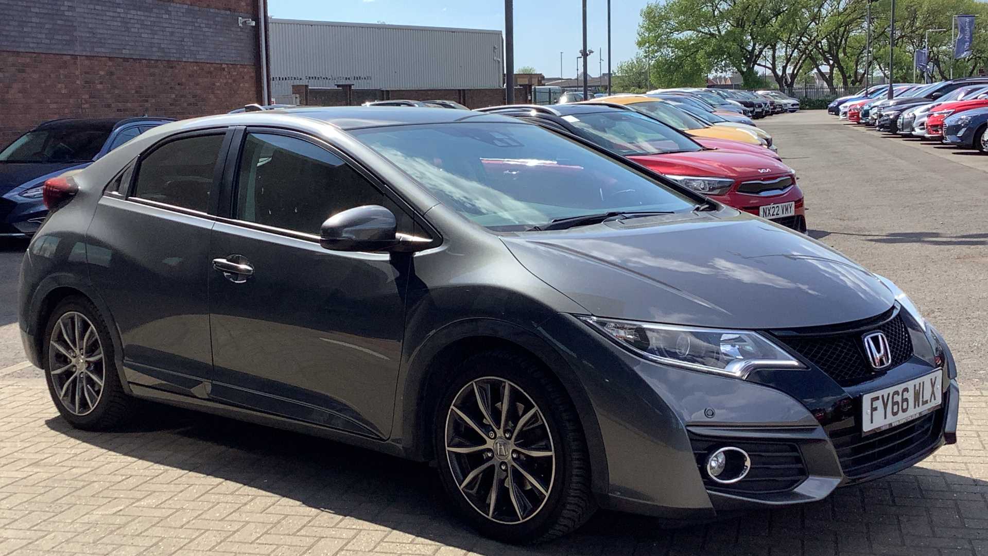Main listing image - Honda Civic