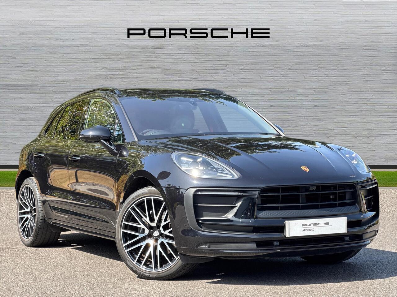 Main listing image - Porsche Macan