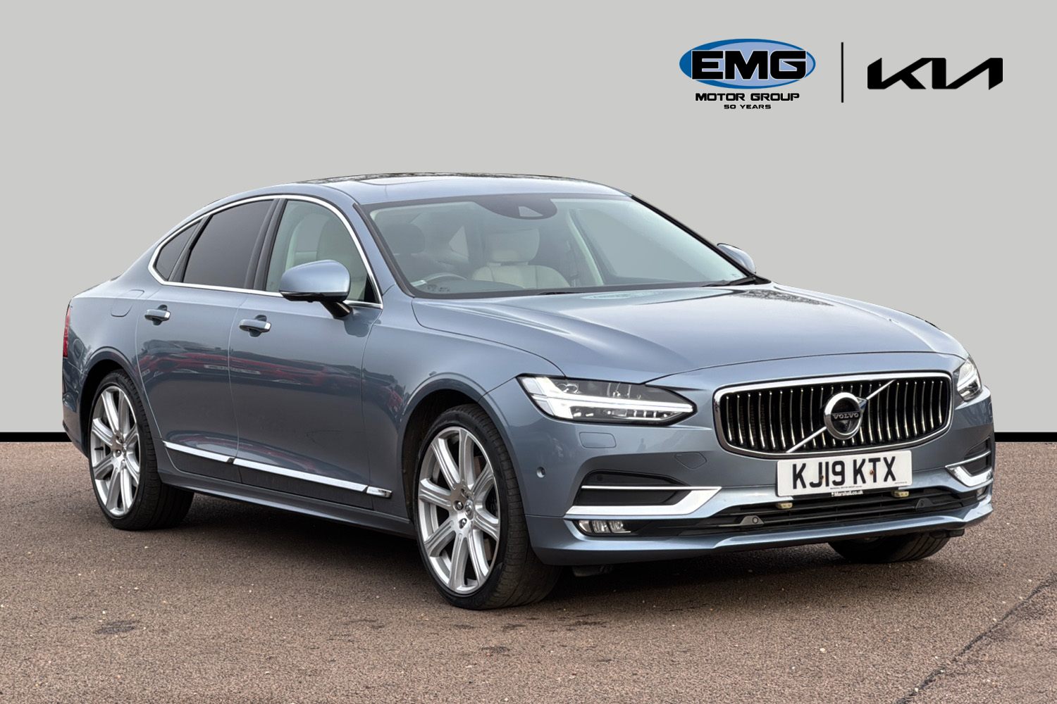 Main listing image - Volvo S90