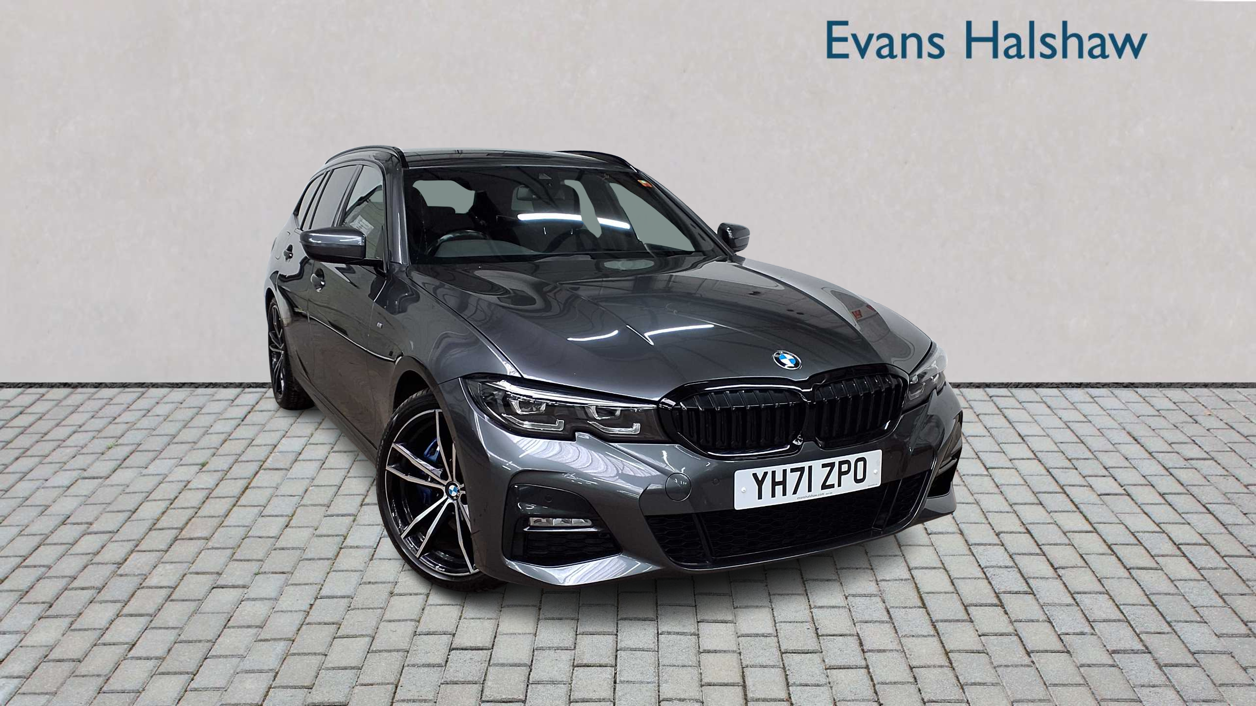 Main listing image - BMW 3 Series Touring