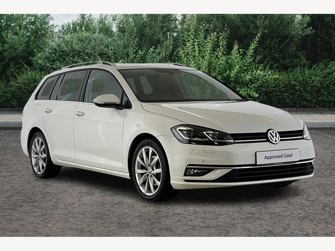 Main listing image - Volkswagen Golf Estate