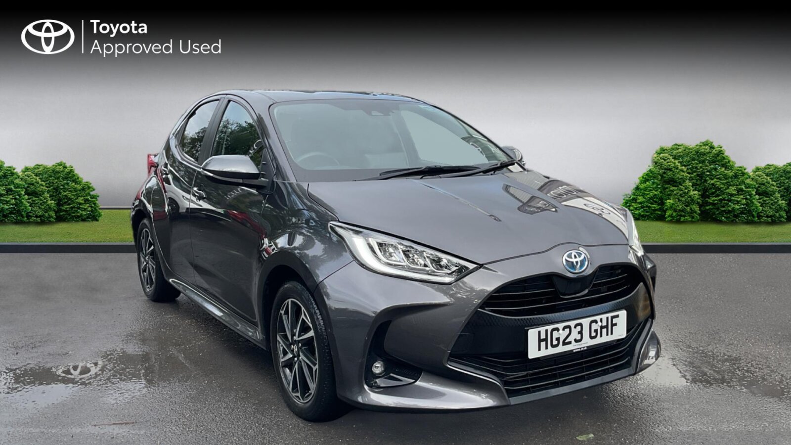 Main listing image - Toyota Yaris