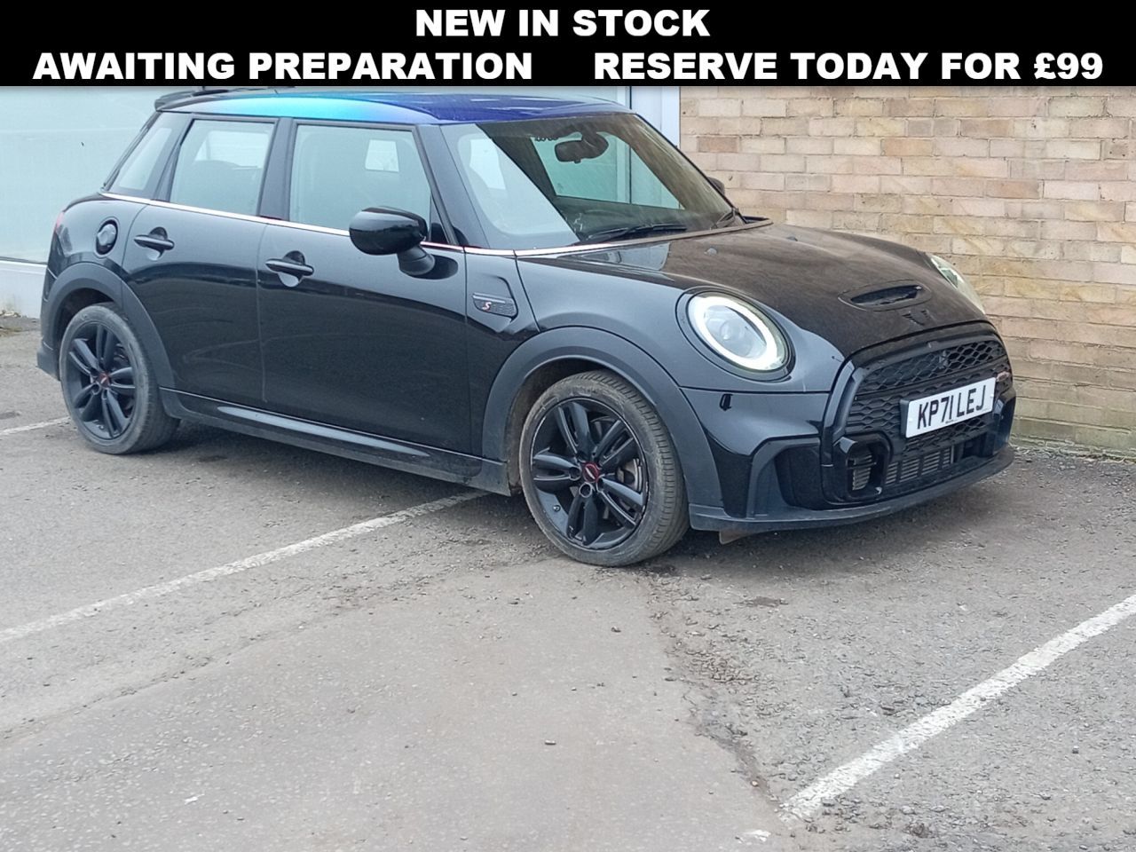 Main listing image - MINI Hatchback 5dr