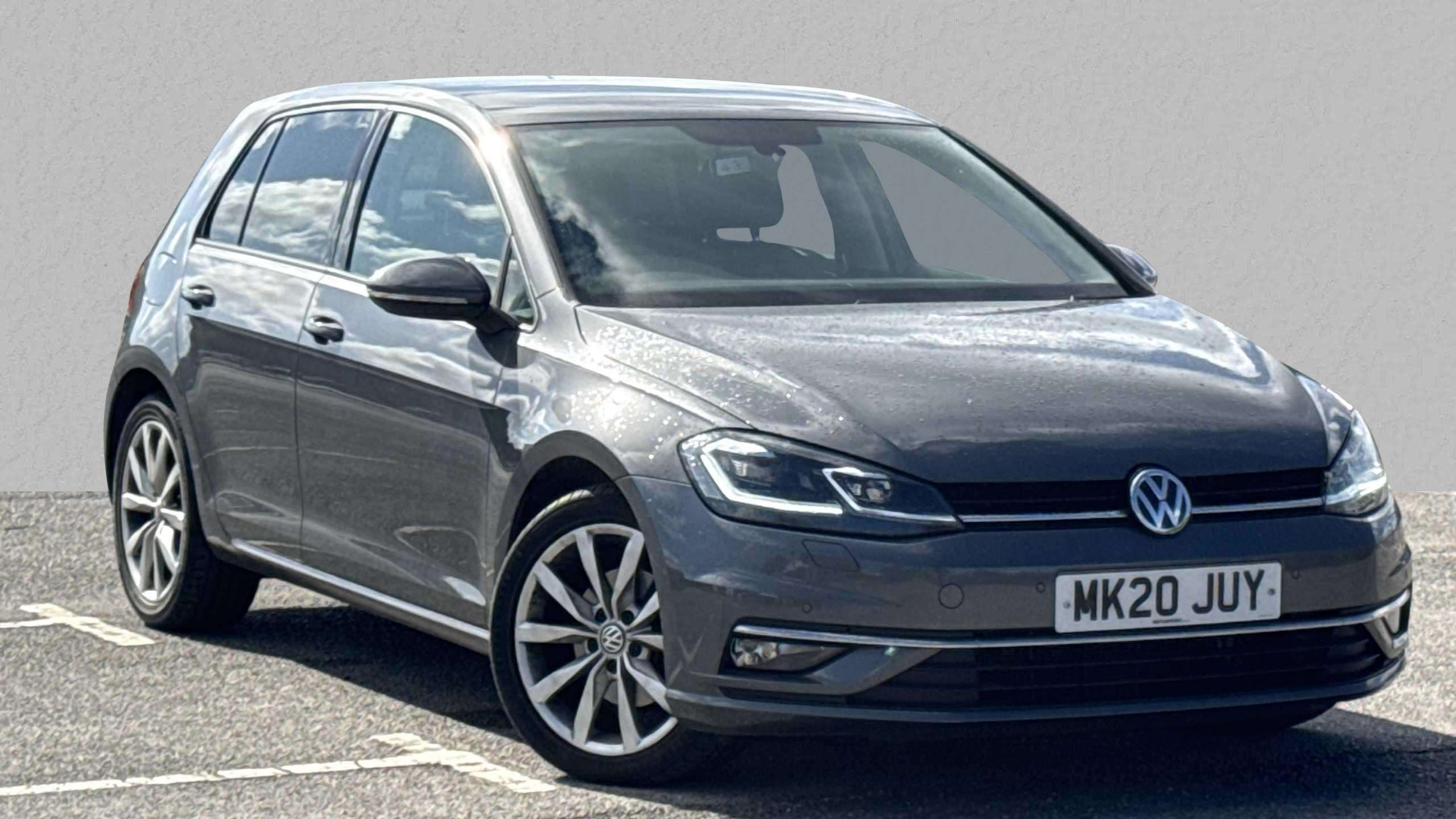 Main listing image - Volkswagen Golf