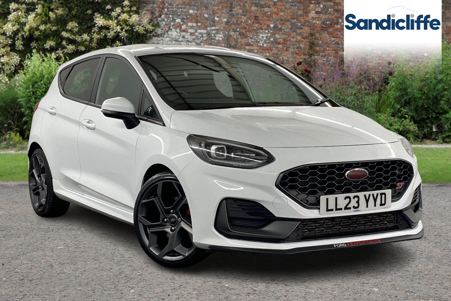 Main listing image - Ford Fiesta ST