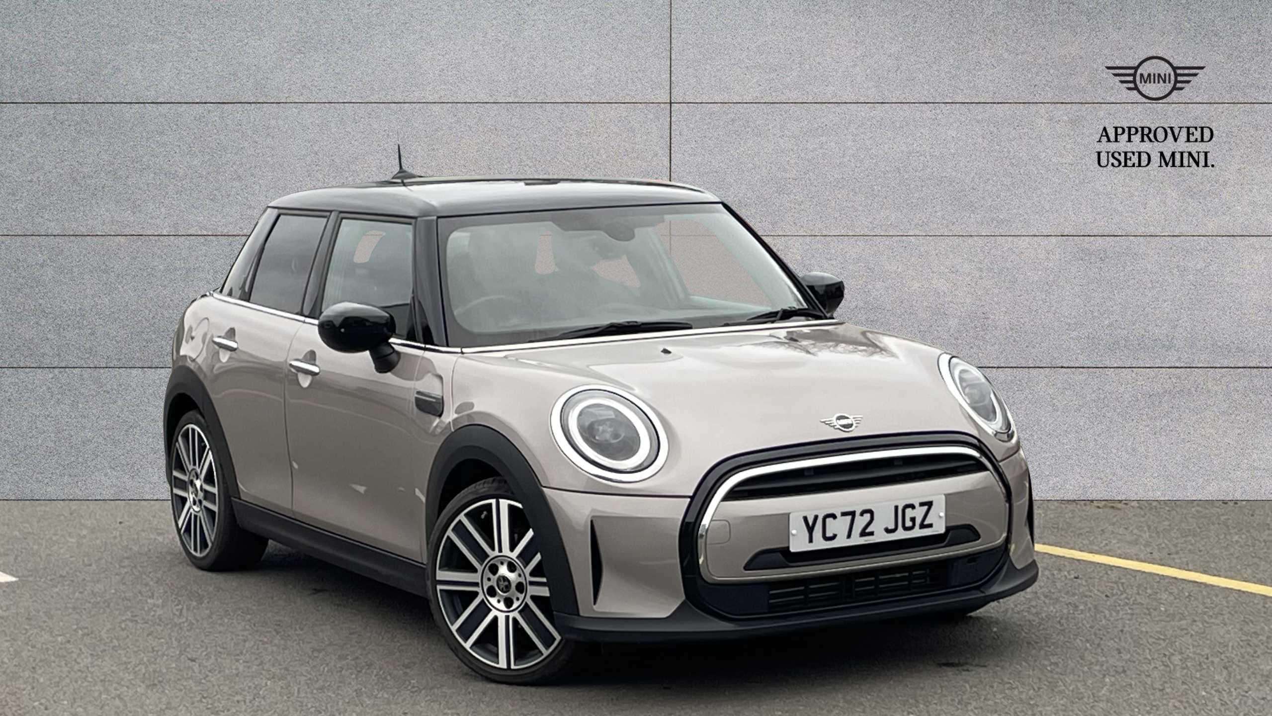 Main listing image - MINI Hatchback 5dr