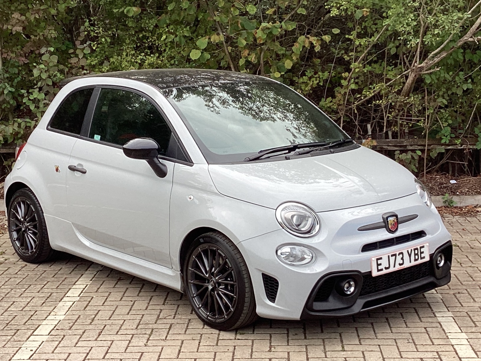 Main listing image - Abarth 695