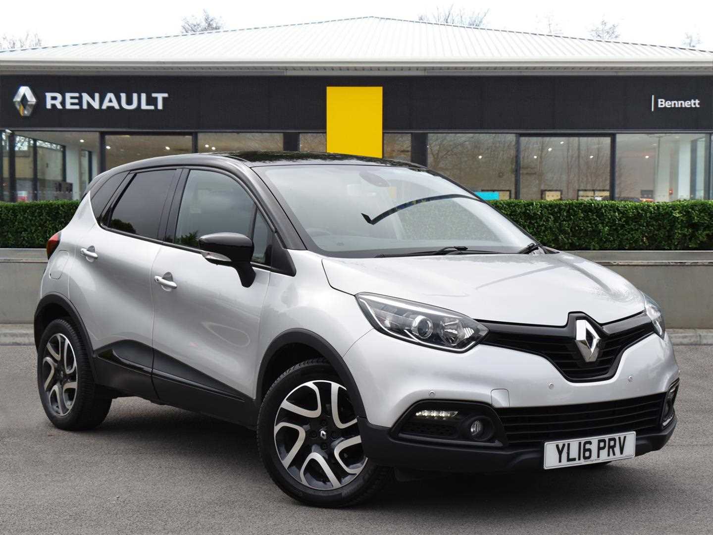 Main listing image - Renault Captur