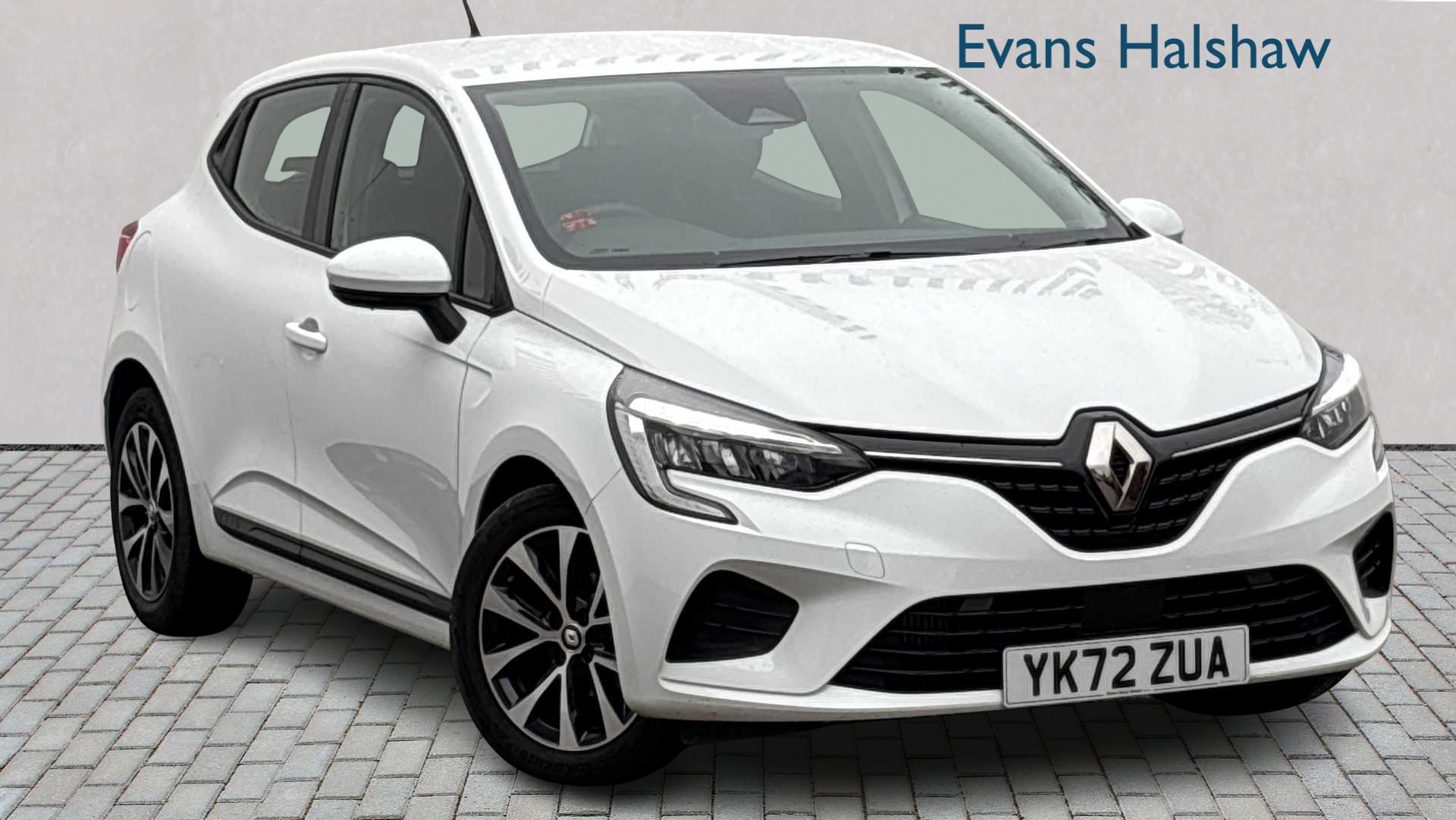 Main listing image - Renault Clio