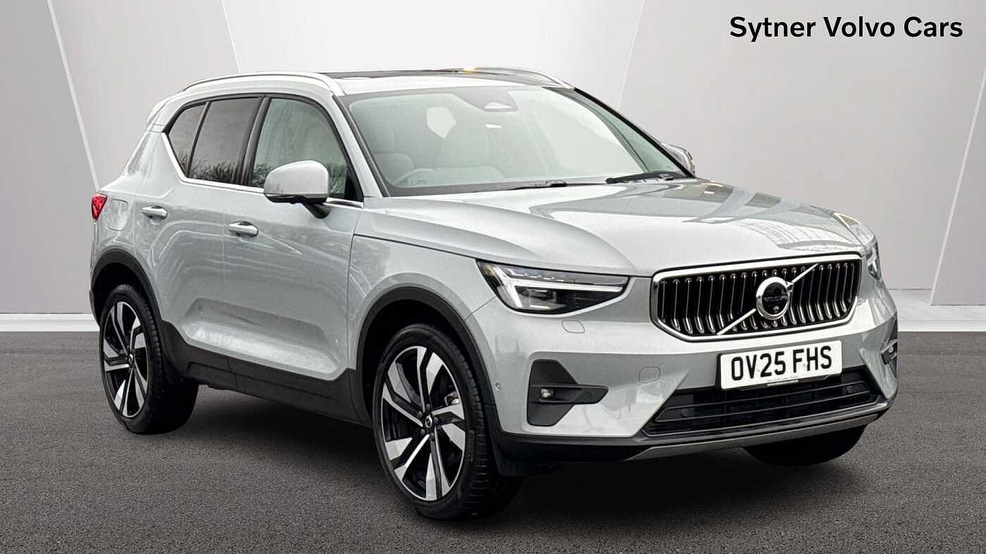 Main listing image - Volvo XC40