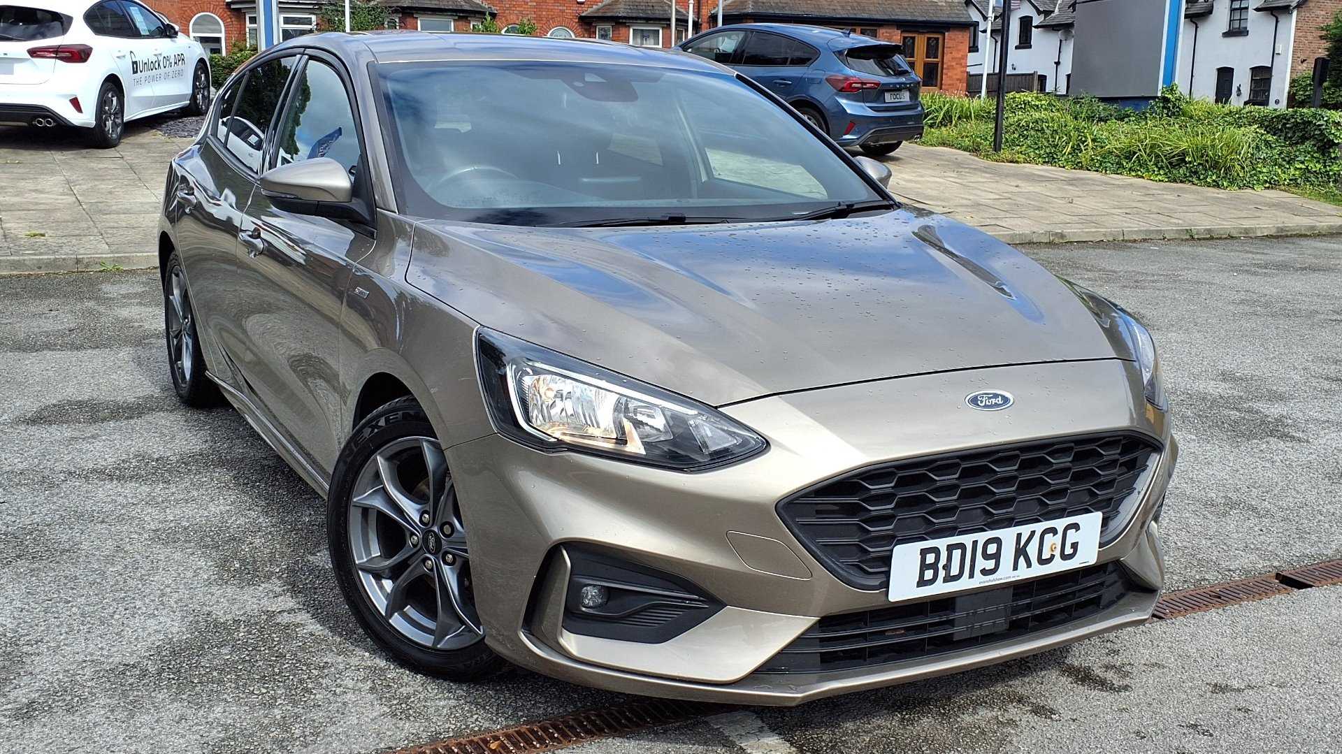 Main listing image - Ford Focus