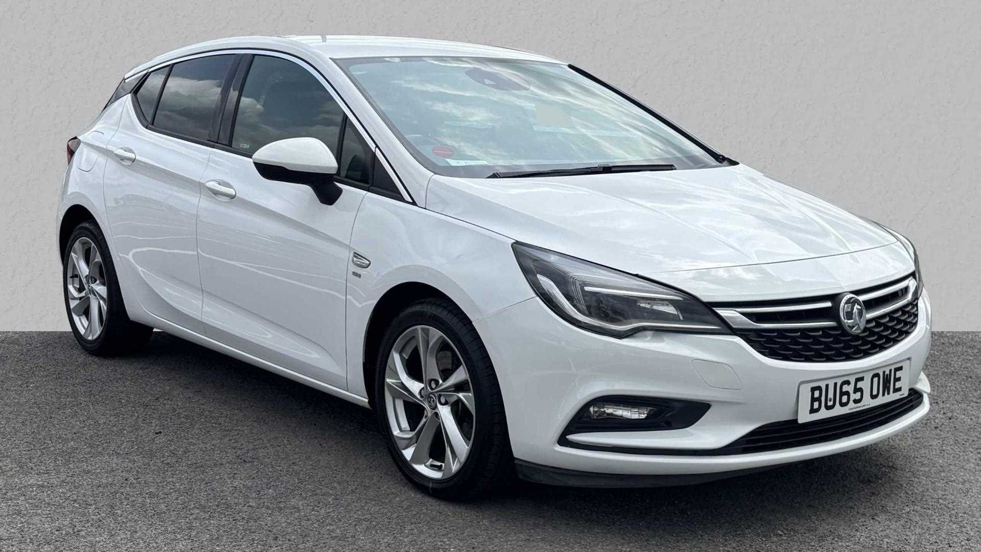 Main listing image - Vauxhall Astra