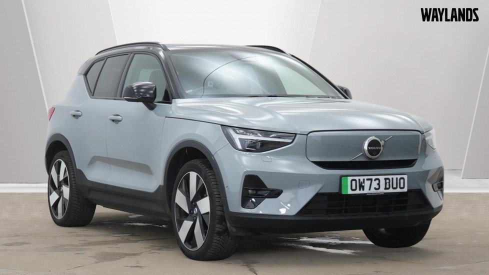 Main listing image - Volvo XC40 Recharge