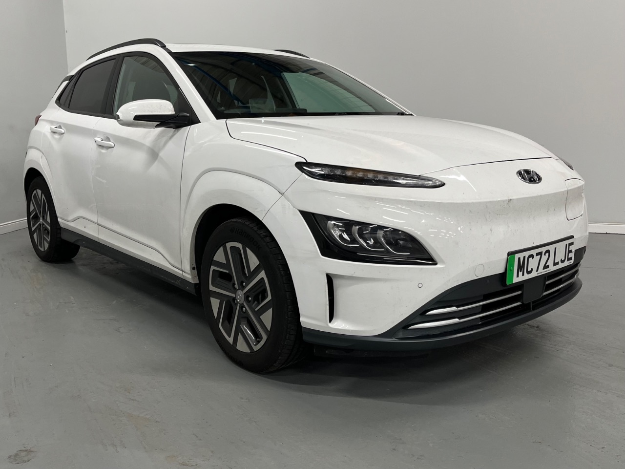 Main listing image - Hyundai Kona Electric