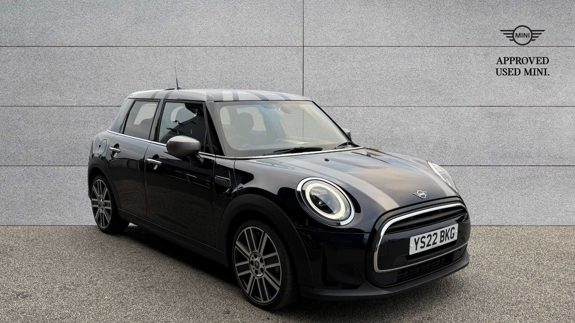 Main listing image - MINI Hatchback 5dr