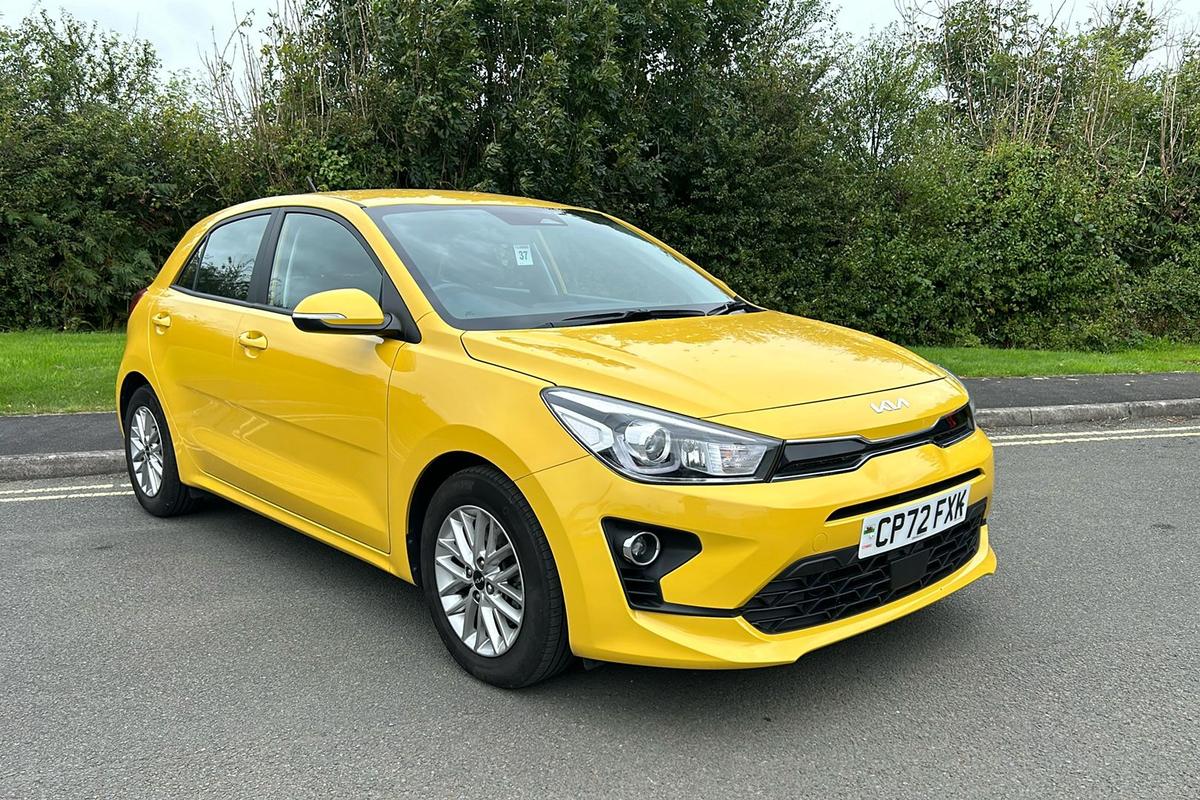 Main listing image - Kia Rio