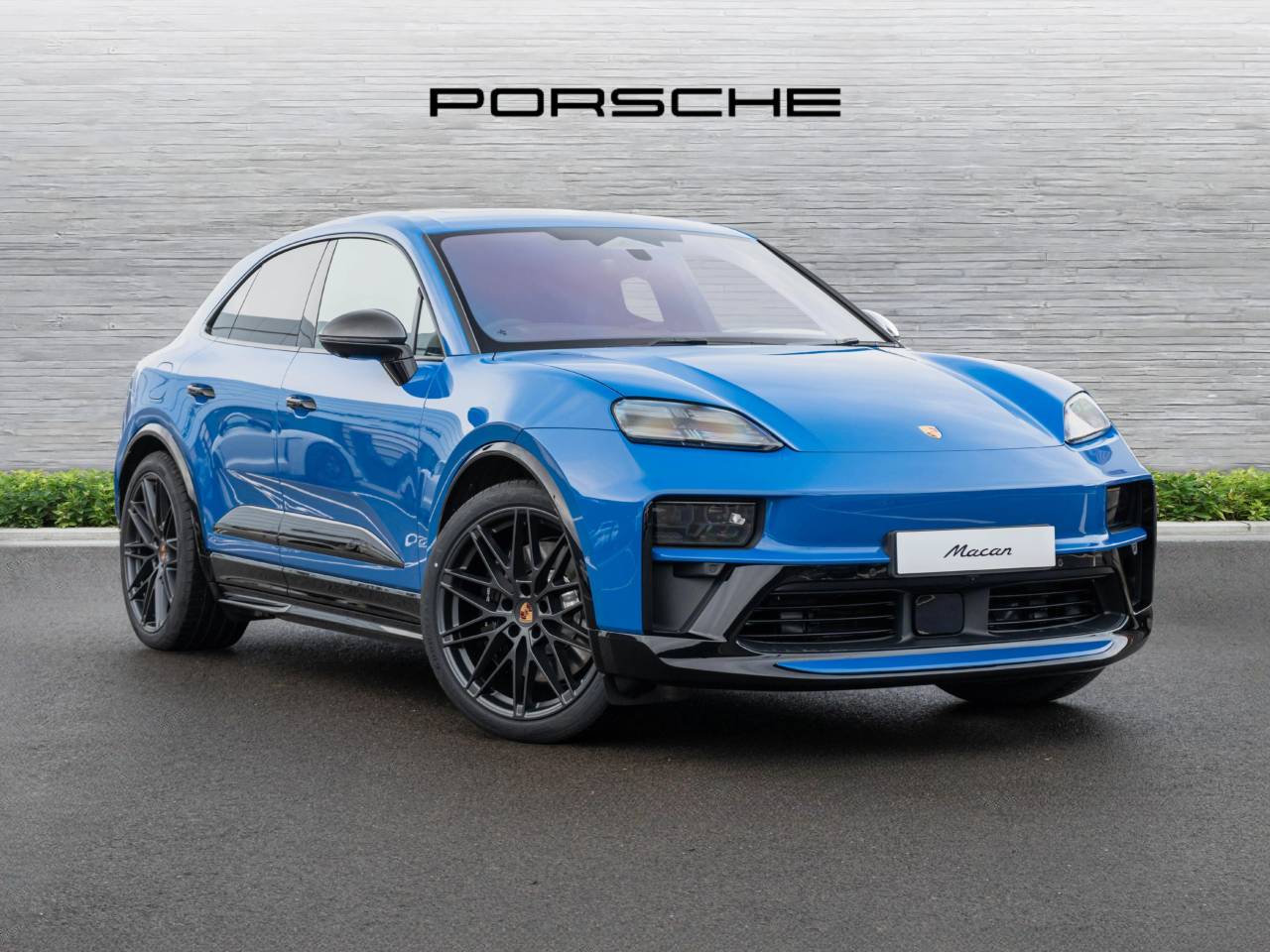Main listing image - Porsche Macan