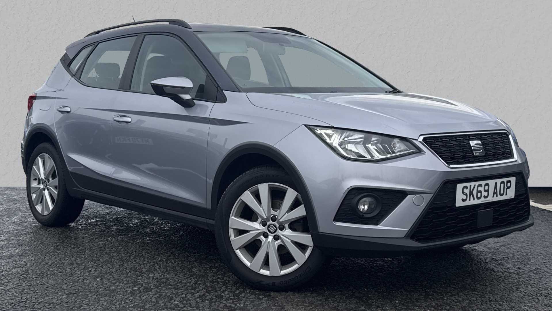 Main listing image - SEAT Arona