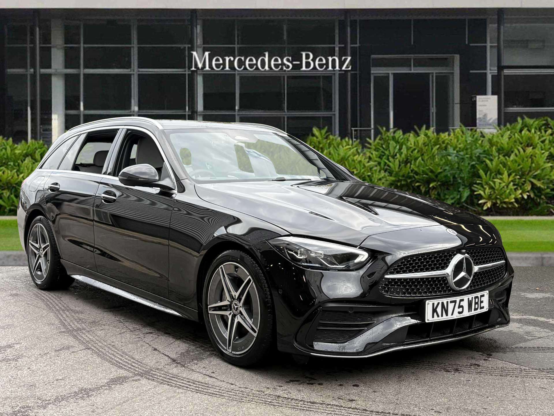 Main listing image - Mercedes-Benz C-Class Estate