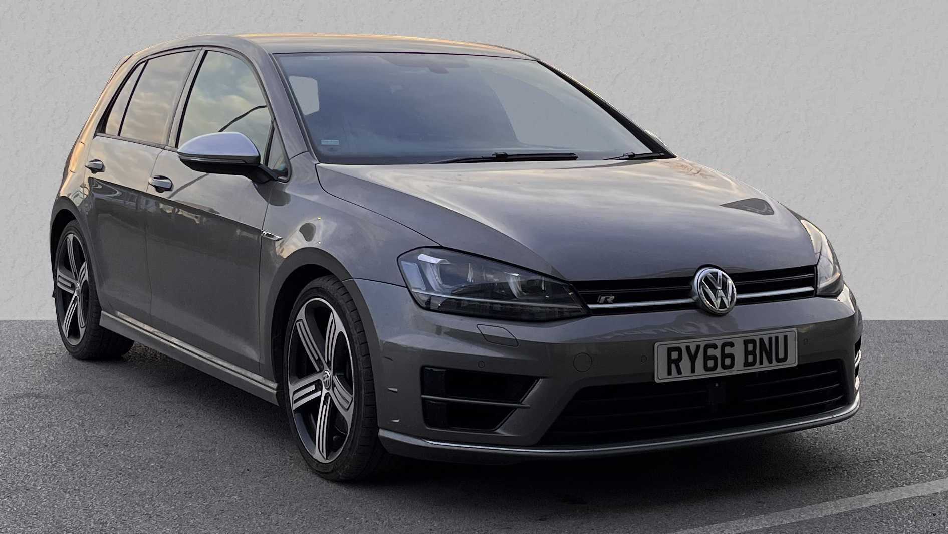 Main listing image - Volkswagen Golf R